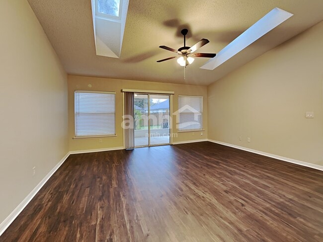 Photo - 2961 Golden Pond Blvd
