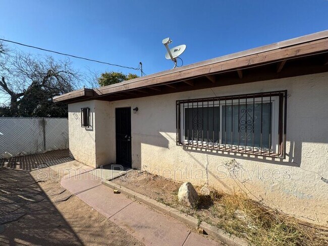 Photo - 3028 E Alta Vista St