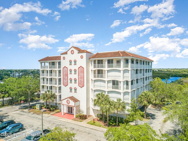 Building Photo - 821 Del Rio Way Unit 401 Rental