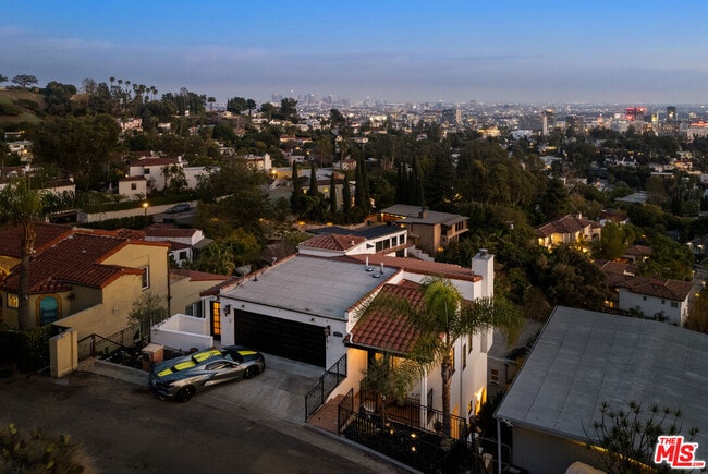 Building Photo - 6420 Quebec Dr