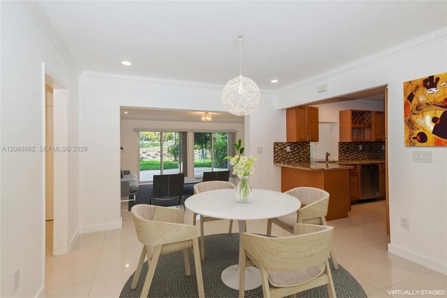 7770 SW 106th Ter
