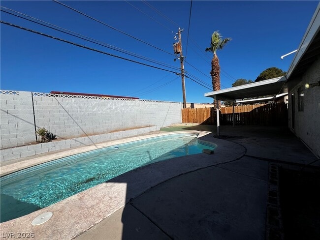 Photo - 2924 Black Forest Dr