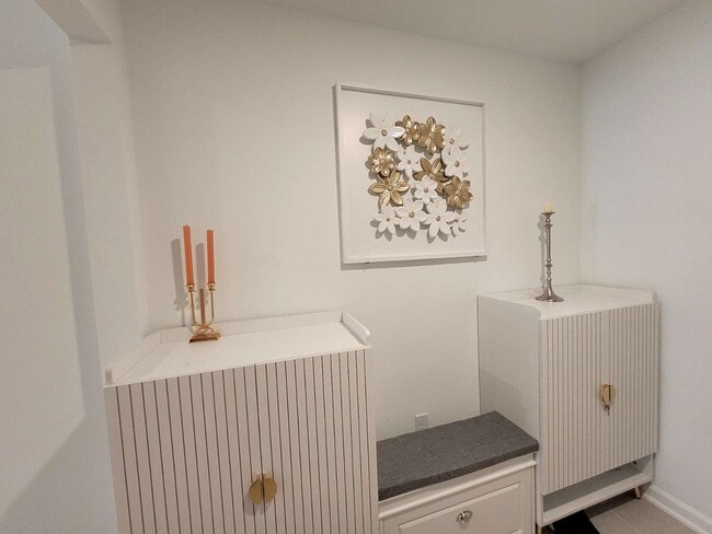 Photo - 2319 Green Valley St