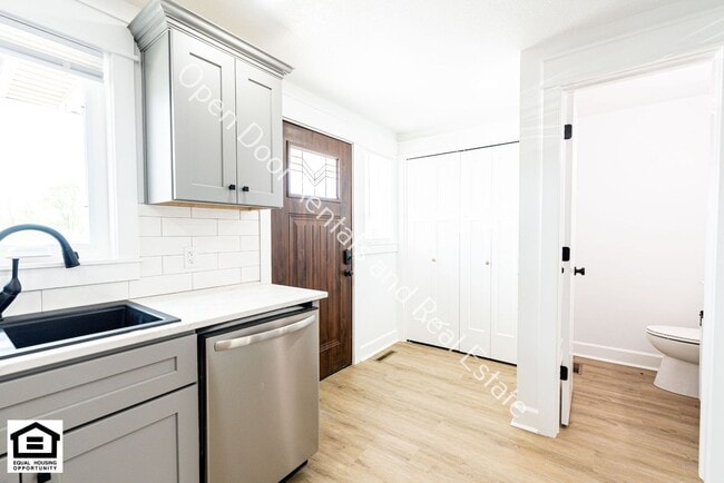 Photo - 15012 Tally Ho Dr Unit 15012 Tally Ho Dr - #24