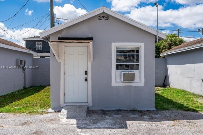 Photo - 12101 Everglades St Unit 5