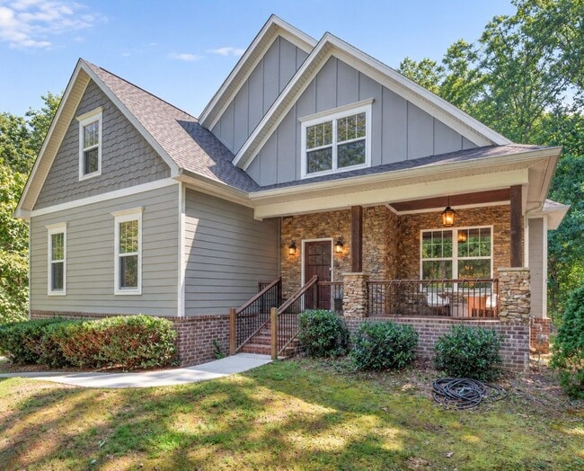 1078 Hurricane Creek Rd