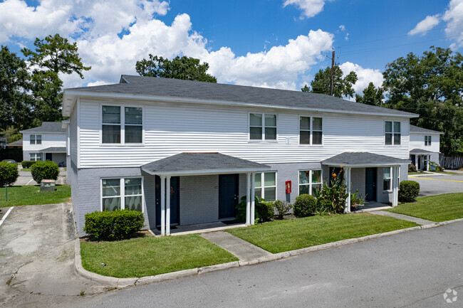 Building Photo - Tristan Townhomes