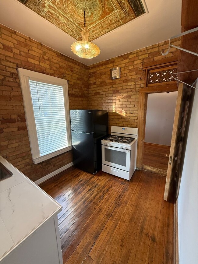 Photo - 253 E 5th Ave Unit #1