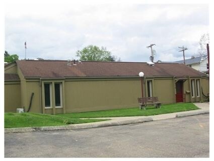 Photo - East Brady Riverview Apts