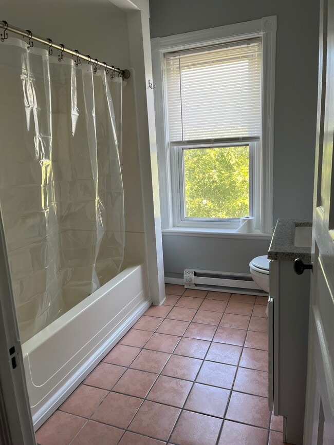 Photo - 139 W Main St Unit 2nd Floor