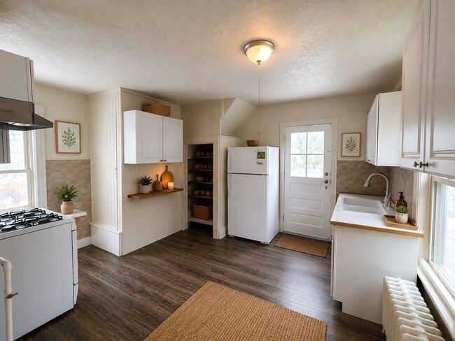 Photo - 78 Birch St Unit 2