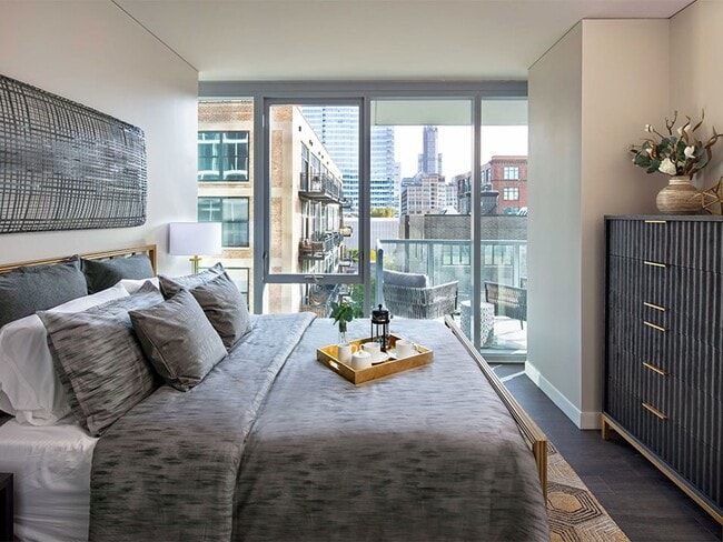 Photo - 219 S Peoria St