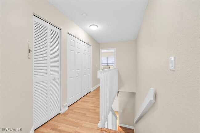 Photo - 1044 Woodshire Ln Unit B211