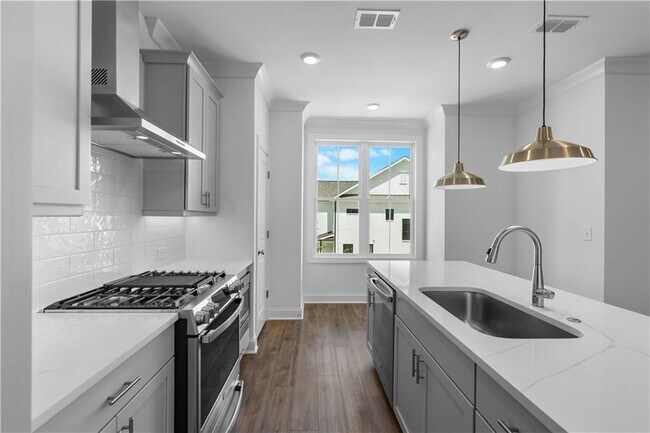 Photo - 5440 Howington Ct