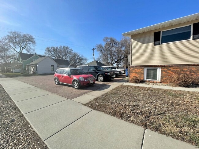 Photo - 200 W 7th Ave Unit 2 (down)