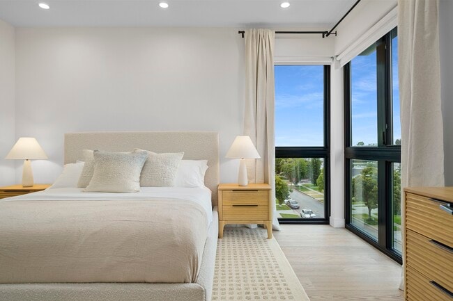 Photo - The Milford Apartments