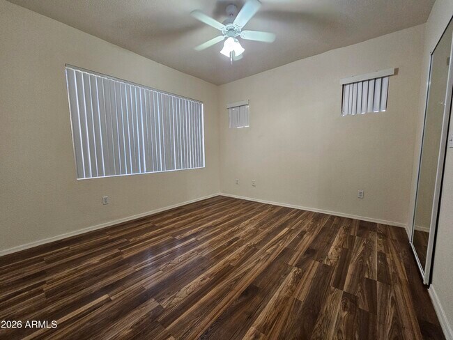 Photo - 18416 N Cave Creek Rd Unit 1032