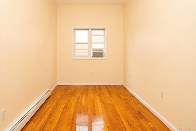 Photo - 1726 Linden Blvd