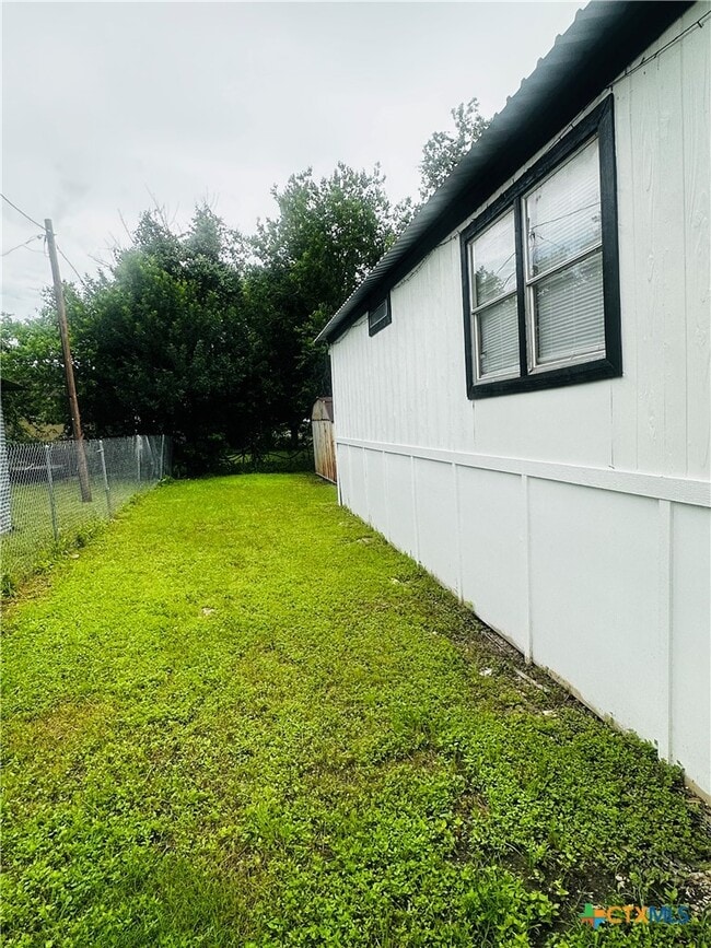 Photo - 217 E Schulz St