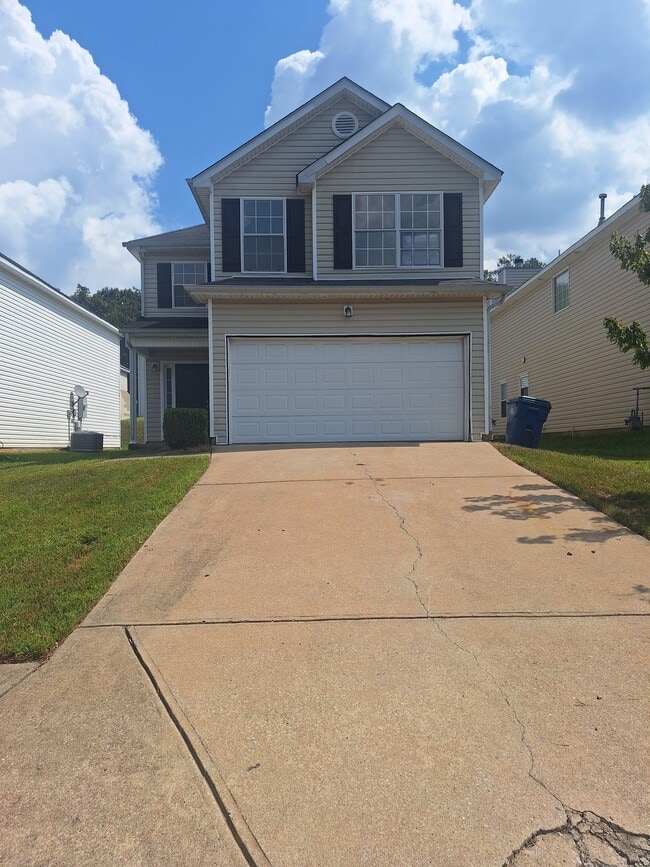 Photo - 5646 One Lake Way