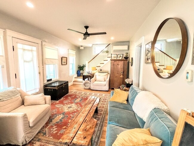 Photo - 12 Searle Rd