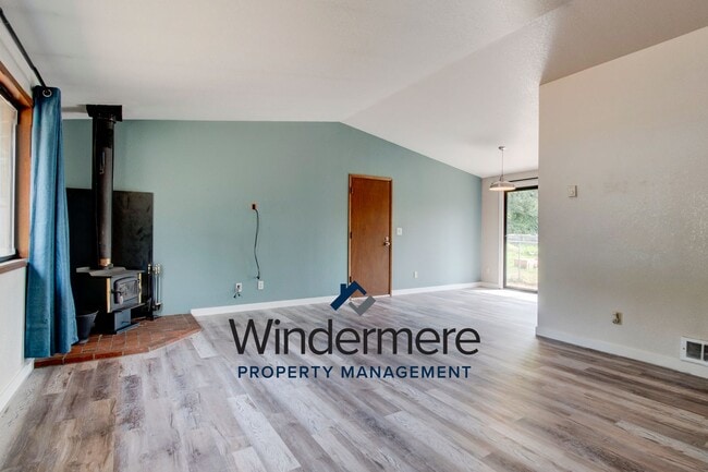 Photo - 549 W Ocean View Dr