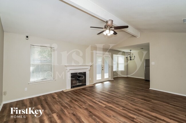 Photo - 6104 Skylark Ln