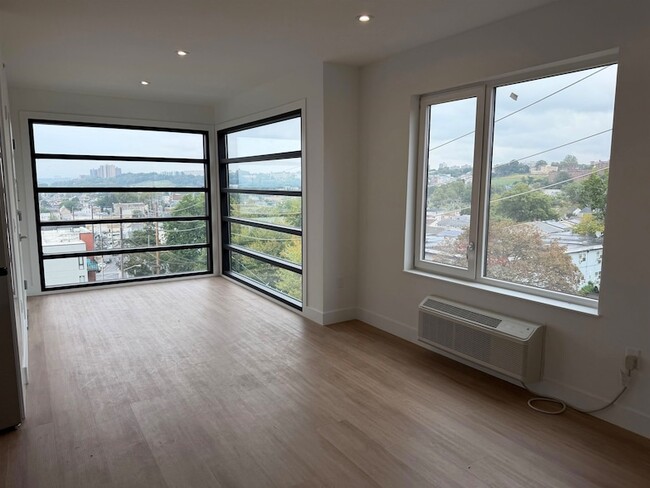 Photo - 3309 Liberty Ave