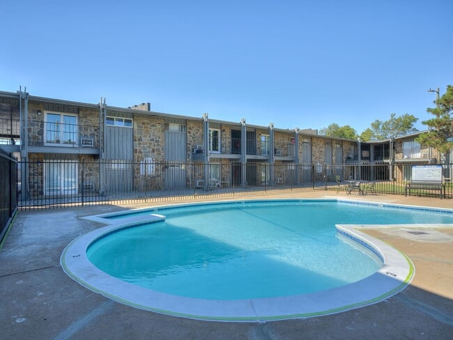 Photo - The Vue at Oak Creek