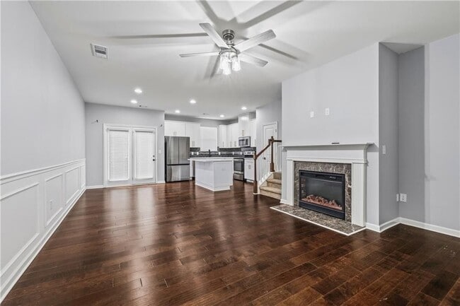 Photo - 5038 Longview Walk