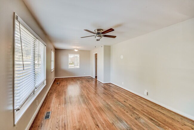 Photo - 241 22nd Ave NE