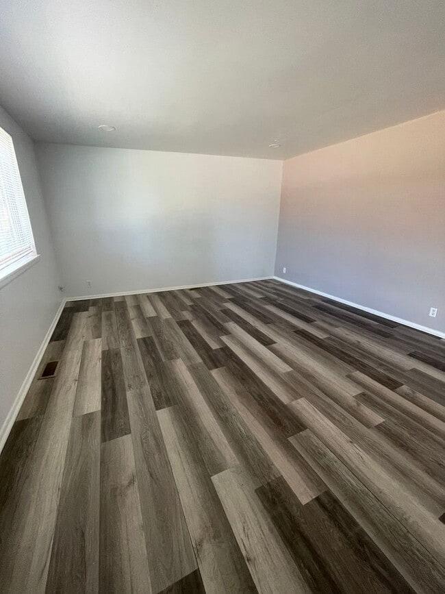 Photo - Roy Duplex Unit B