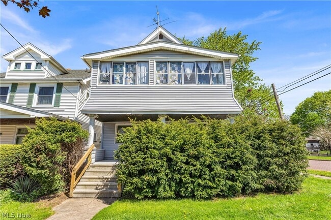 Building Photo - 8517 Rosewood Ave Unit 1/DN