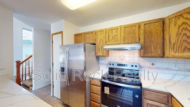 Photo - 935 Greenbrier Dr