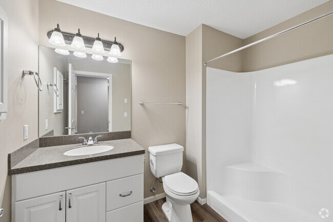 1 habitación, 1 baño - 630 pies cuadrados - Baño