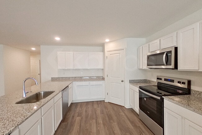 Photo - 110 Flat Rock Ml Trl