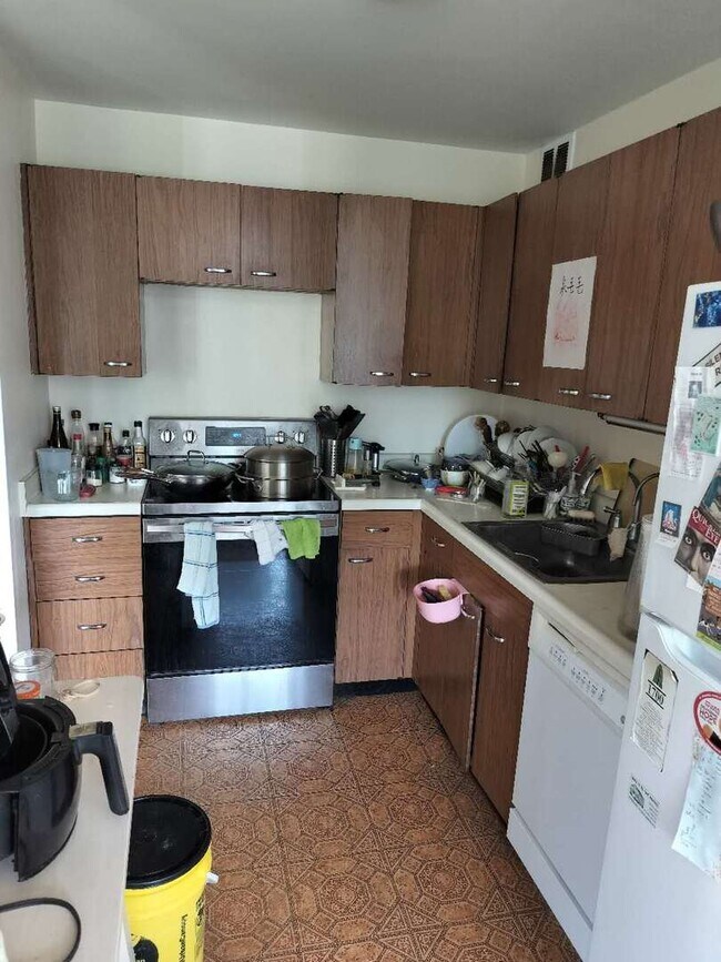 Photo - 1700 E 56th St Unit 409