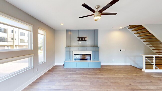 Photo - 208 Walnut Ave