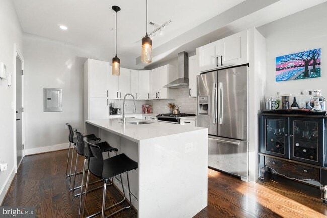 Building Photo - 3525 14th St NW Unit 4