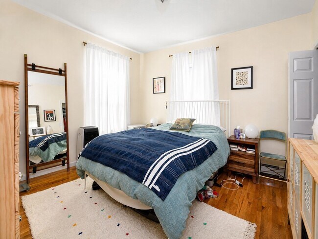 Photo - 81 Tremont St