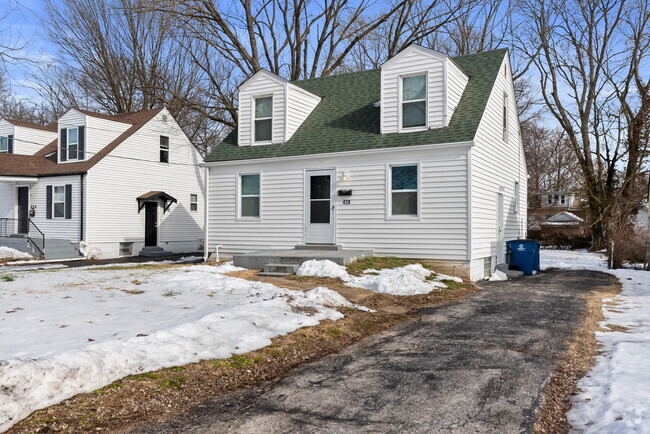 Building Photo - 428 Shirley Ave Rental