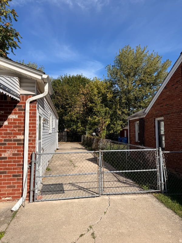 Photo - 7251 Studebaker Ave