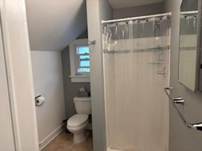 Photo - Beautiful, Spacious Studio – Fully Remodel...