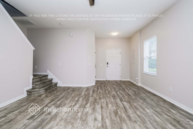 Photo - 2935 Girvan Dr