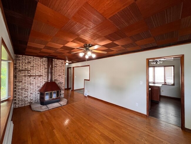Photo - 1724 N Green Bay Rd