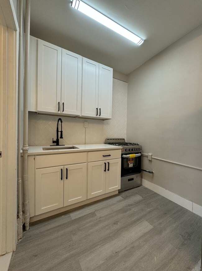 104 Belmont 1C - 102 Belmont Ave Unidad 3A