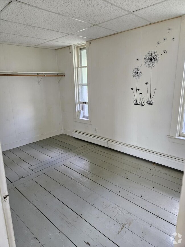 Building Photo - South Main Street Randolph (49) Unit B Rental