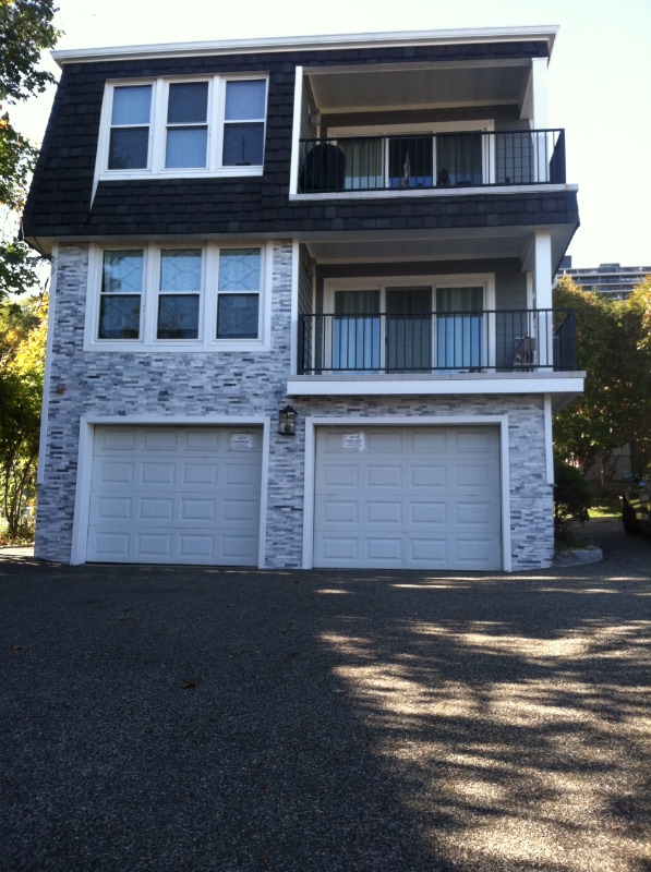 Building Photo - 1276 River Rd