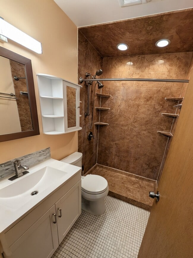 Photo - 4521 Jade Ln