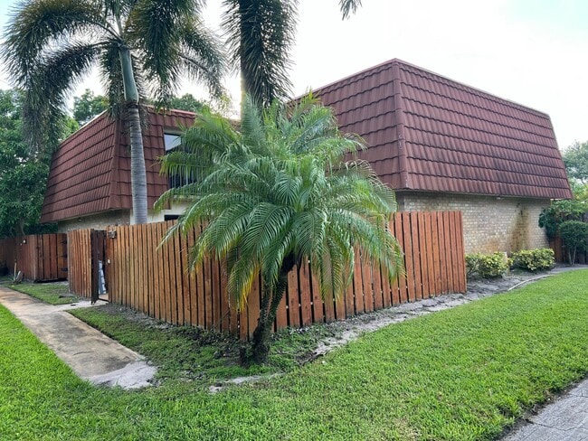 Photo - 3216 Spanish Wells Dr